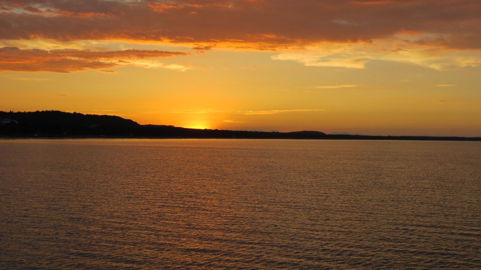Canon PowerShot SX240 HS sample photo. Sunset, romantic, golden photography
