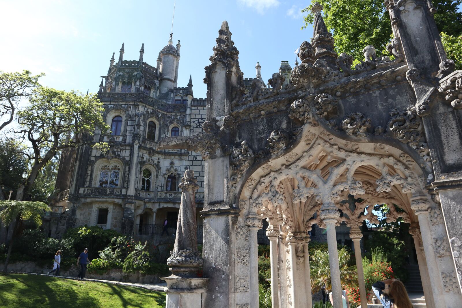 Canon EOS M100 + Canon EF-M 15-45mm F3.5-6.3 IS STM sample photo. Sintra, history, heritage photography