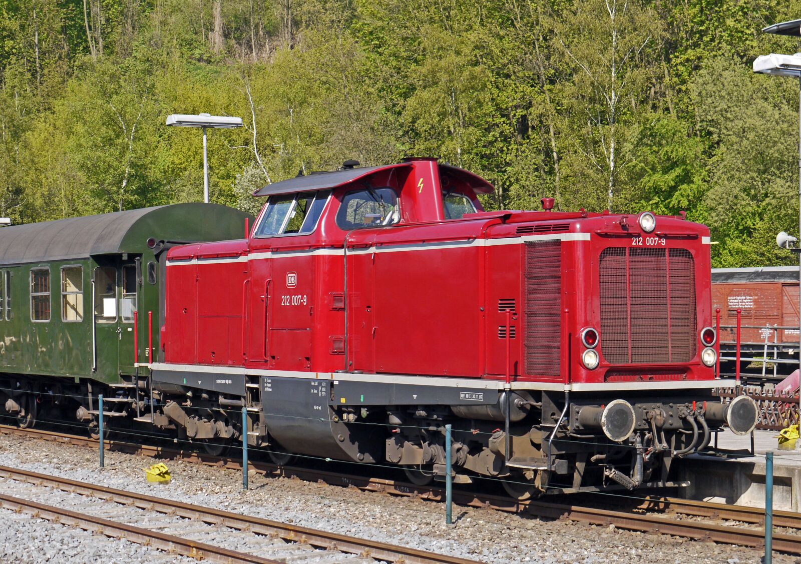Panasonic Lumix DMC-G1 sample photo. Diesel locomotive, v 100 photography