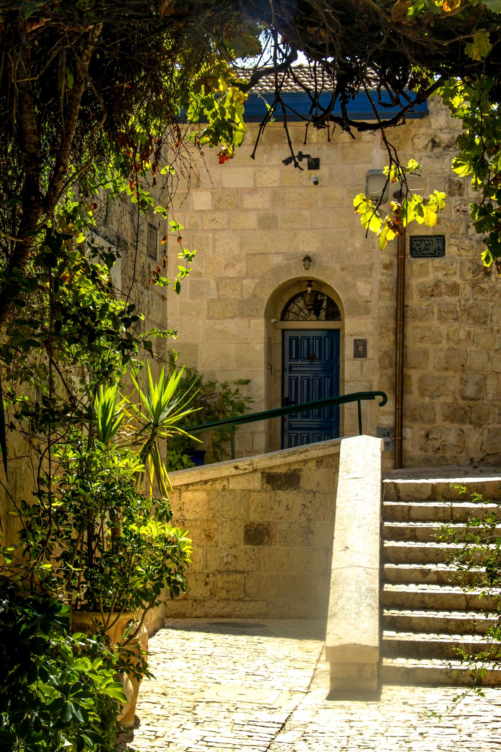 Canon EOS 500D (EOS Rebel T1i / EOS Kiss X3) sample photo. Jerusalem, street, israel photography