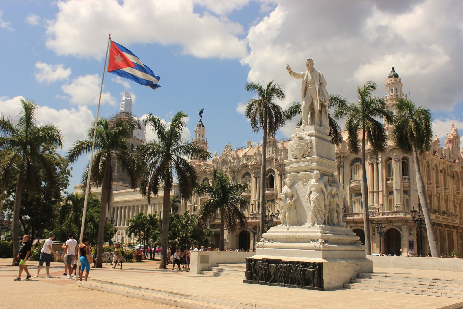 Canon EOS 600D (Rebel EOS T3i / EOS Kiss X5) sample photo. Cuba, havana, old havana photography