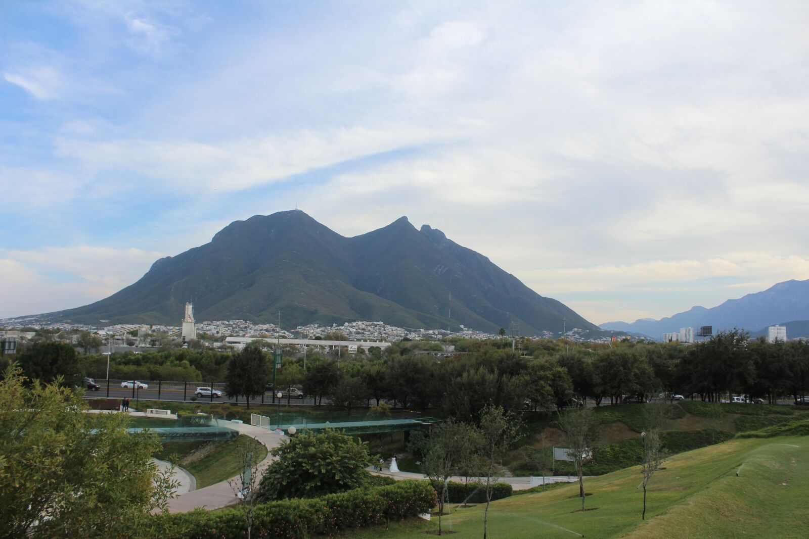 Canon EOS 1200D (EOS Rebel T5 / EOS Kiss X70 / EOS Hi) sample photo. Mountain, landscape, mountains photography