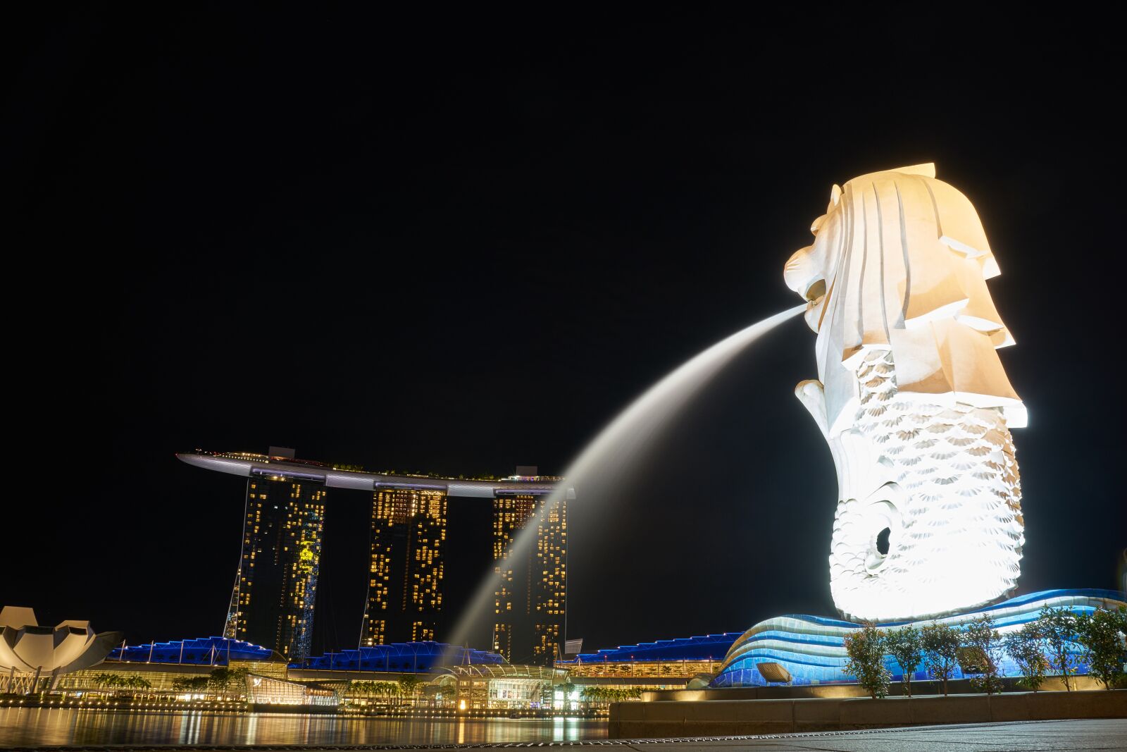 Sony a7R II sample photo. Al, fountain, asian photography