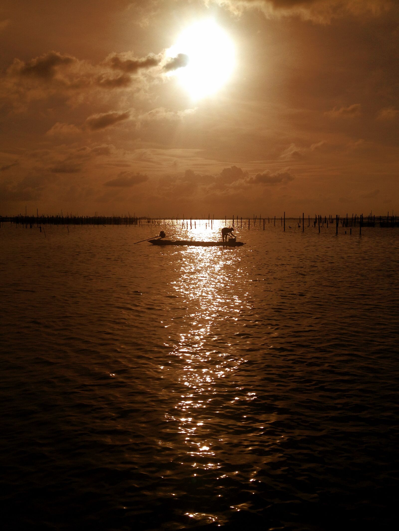 Apple iPhone 4S sample photo. Fishing at sunset, koh photography