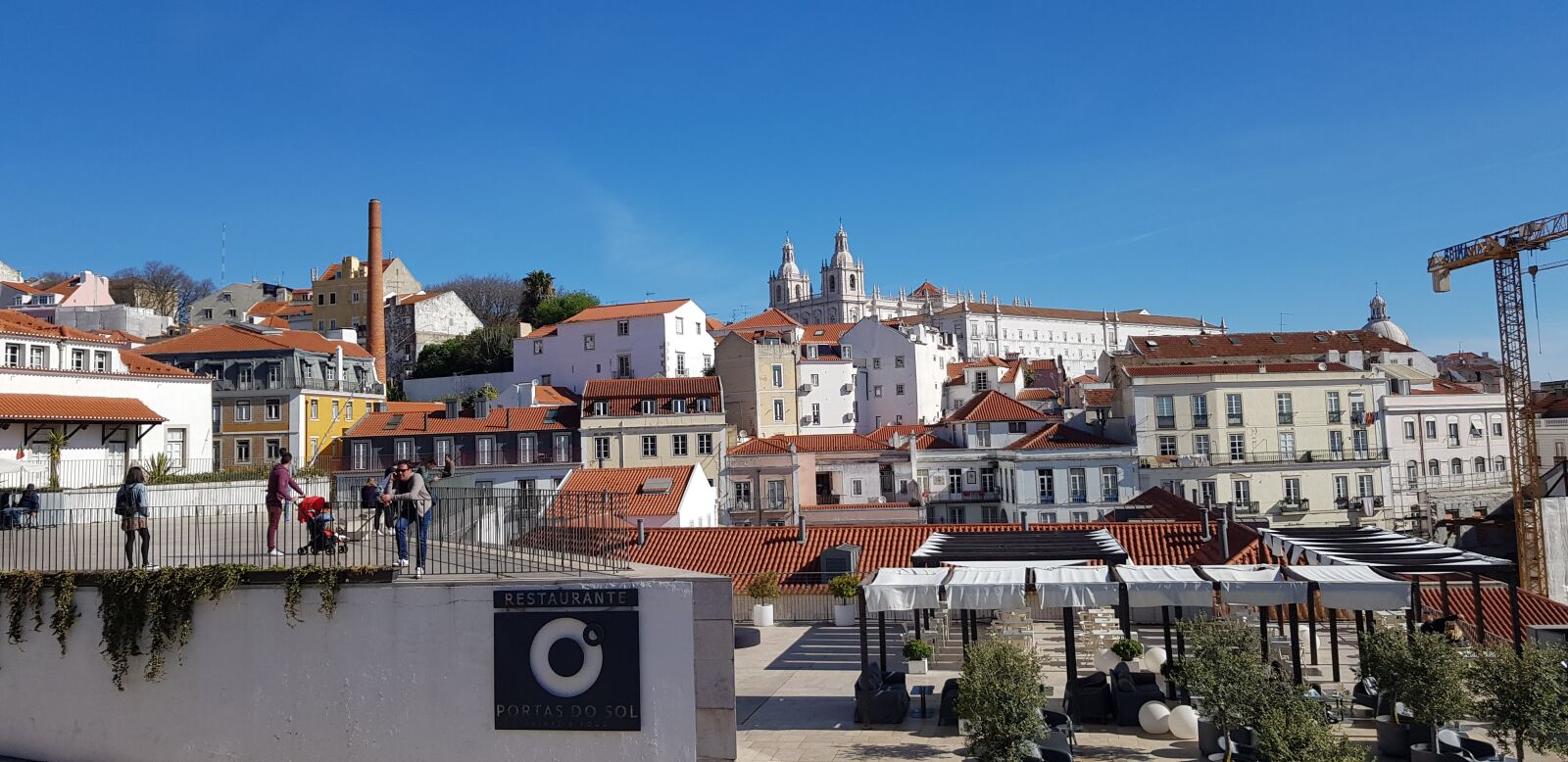 Samsung Galaxy S8 sample photo. Lisbon, houses, portugal photography