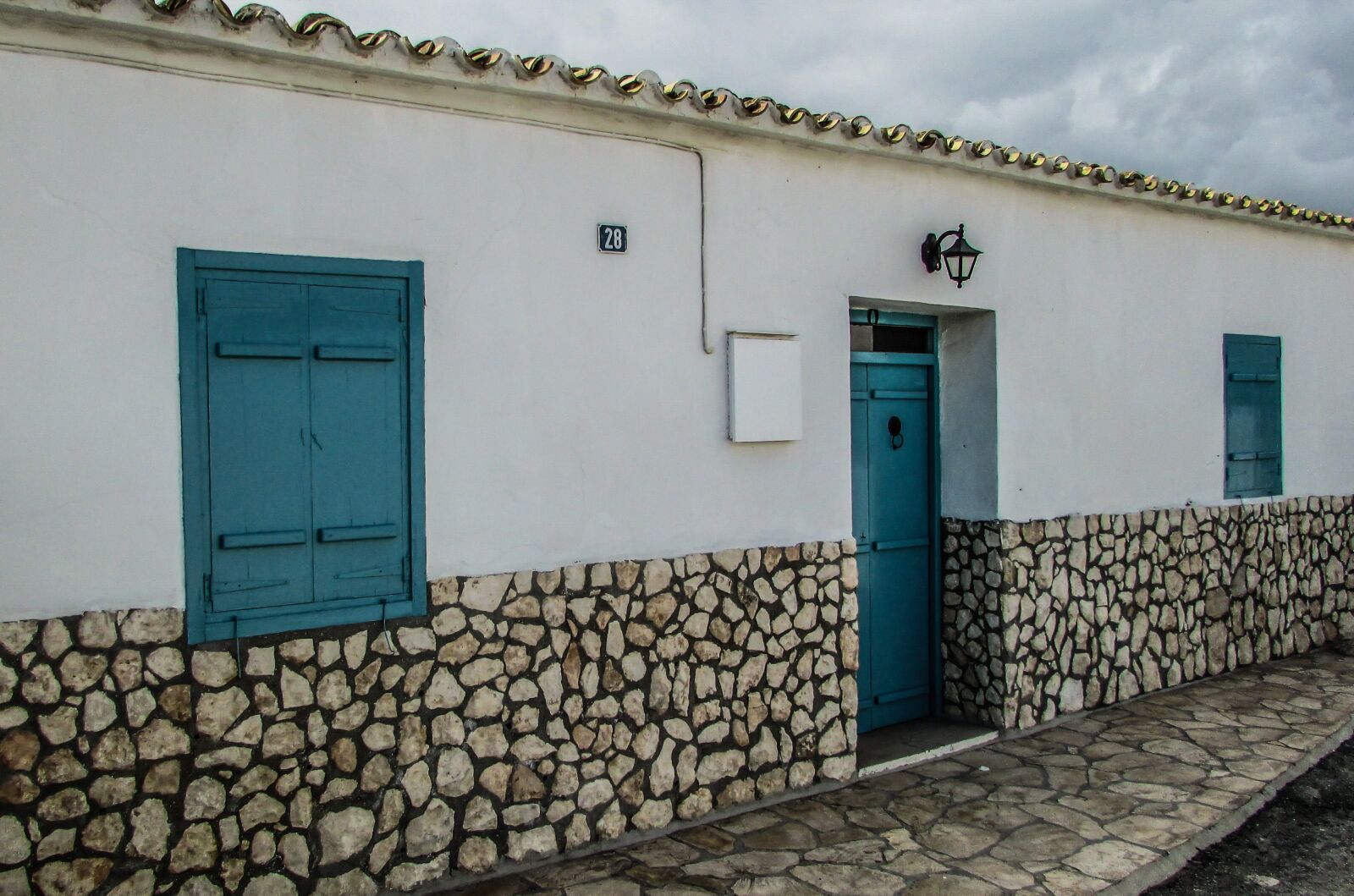 Canon PowerShot SX400 IS sample photo. Cyprus, paralimni, old house photography
