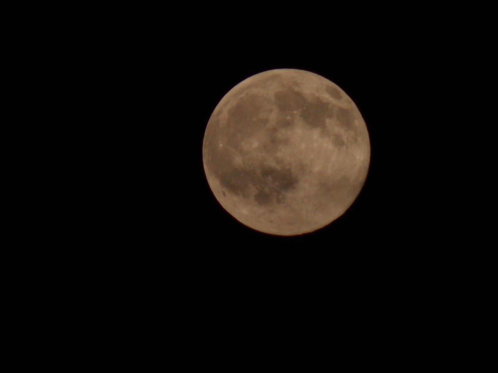Nikon Coolpix L810 sample photo. Moon, full moon, night photography