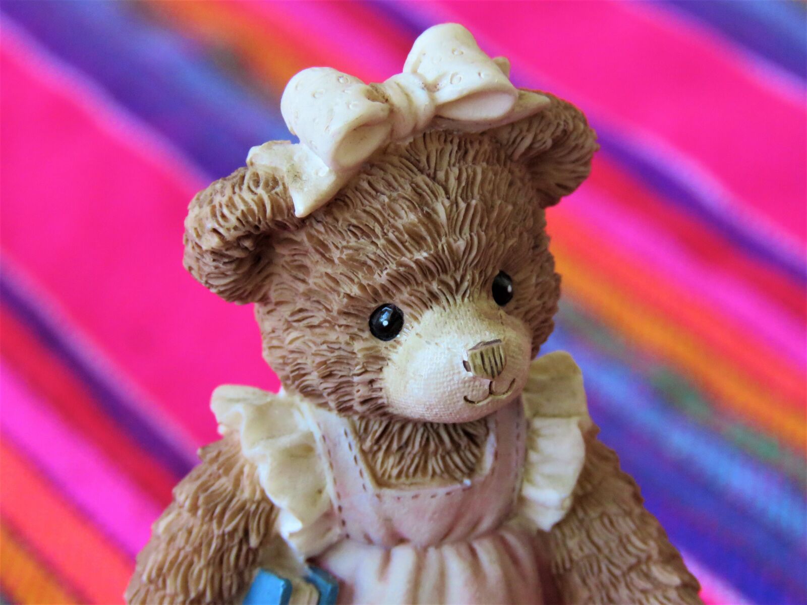 Canon PowerShot SX60 HS sample photo. Figure, statue, teddy bear photography