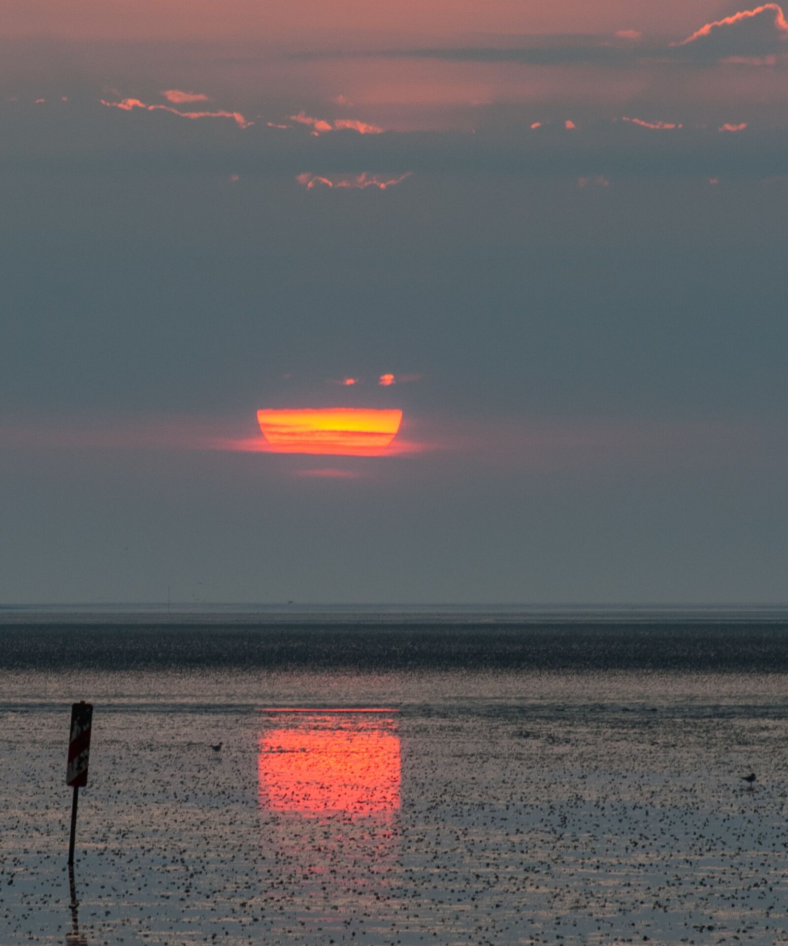 Nikon D3000 sample photo. North sea, ebb, sunset photography