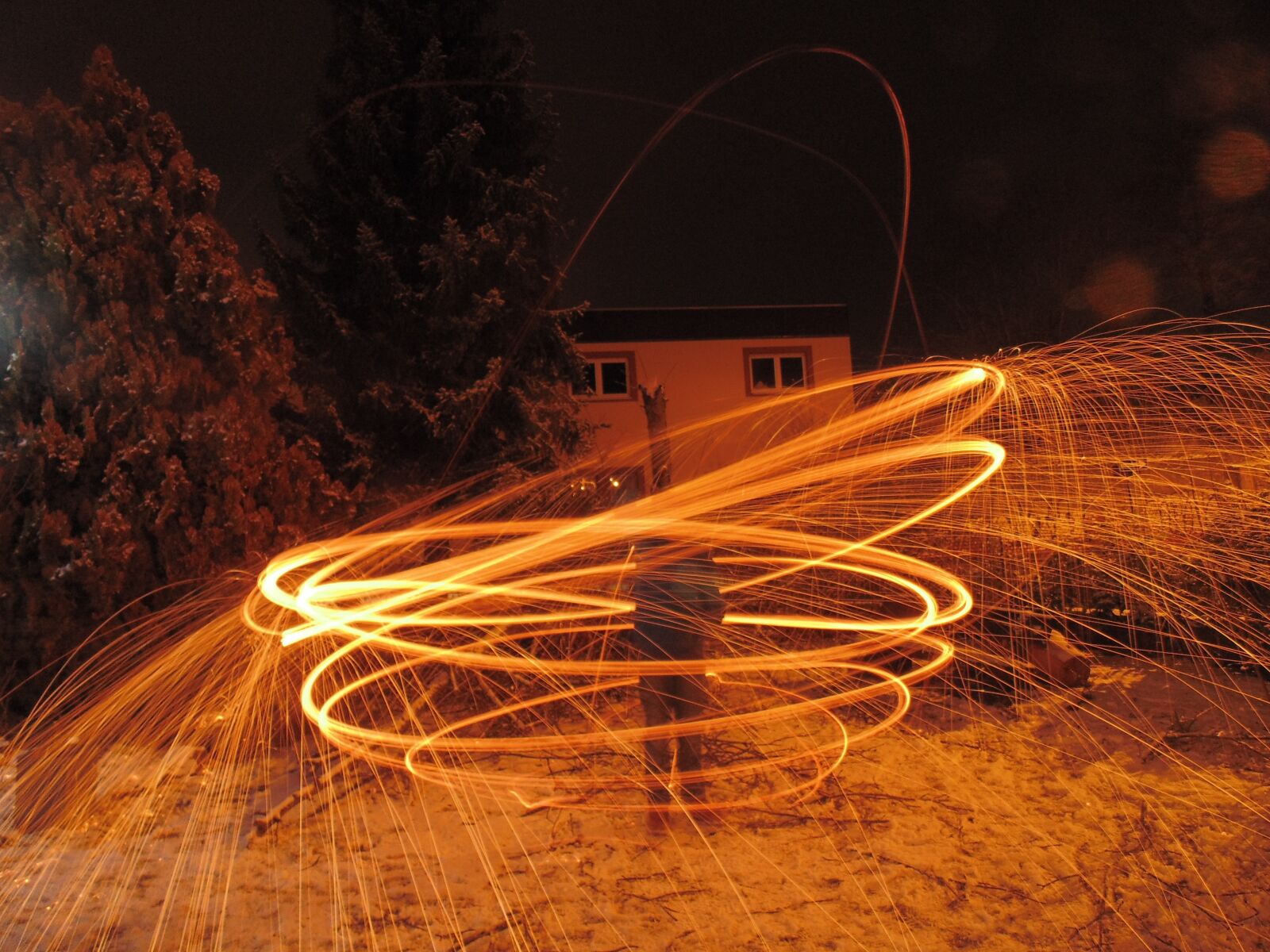 Sony Cyber-shot DSC-H200 sample photo. Long exposure, steel wool photography