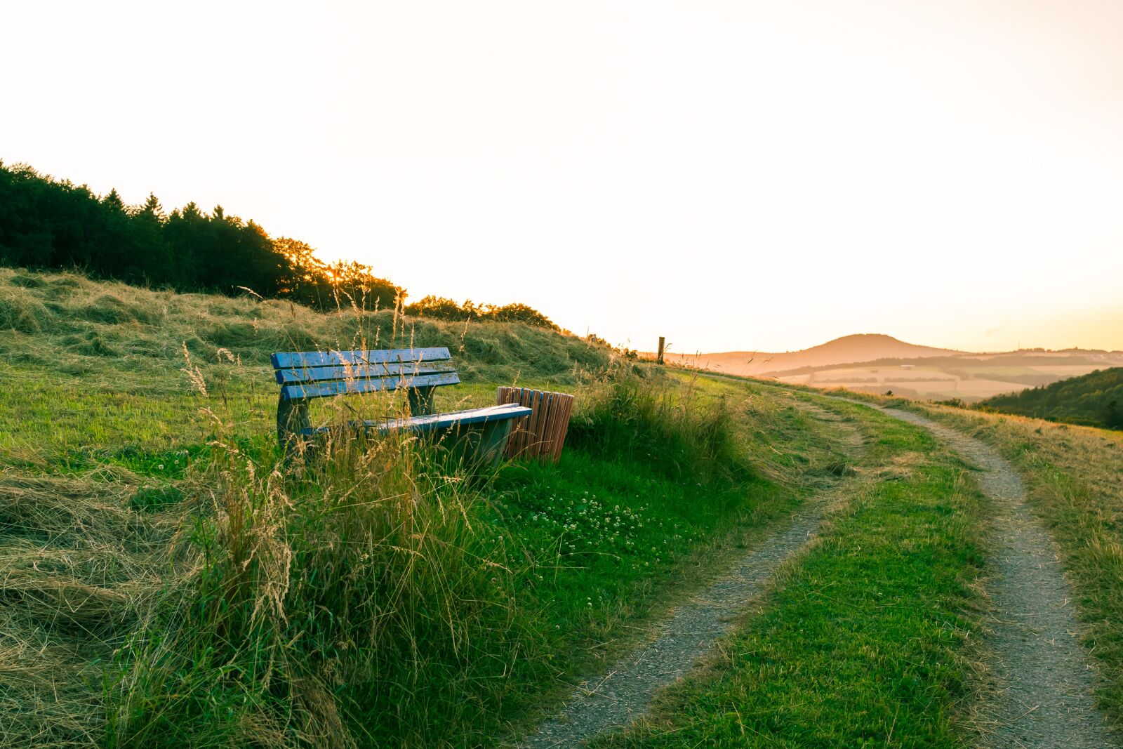 Samsung NX300M sample photo. Bank, sunset, outlook photography