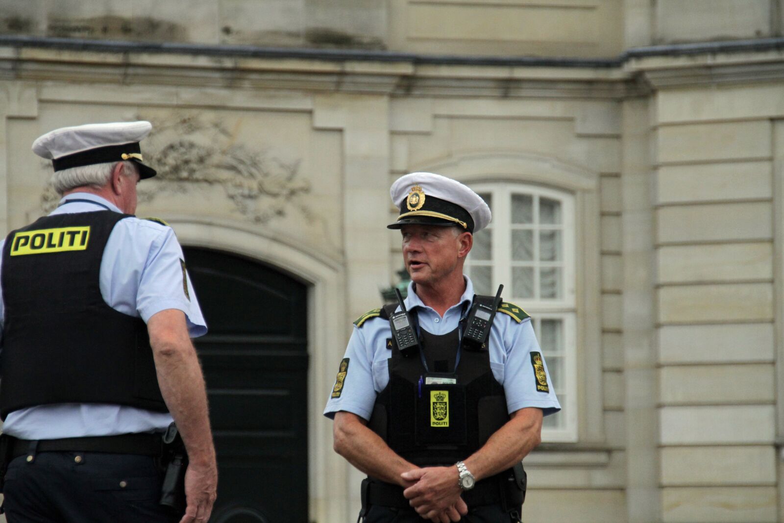 Canon EOS 7D sample photo. Police, copenhagen, safe photography