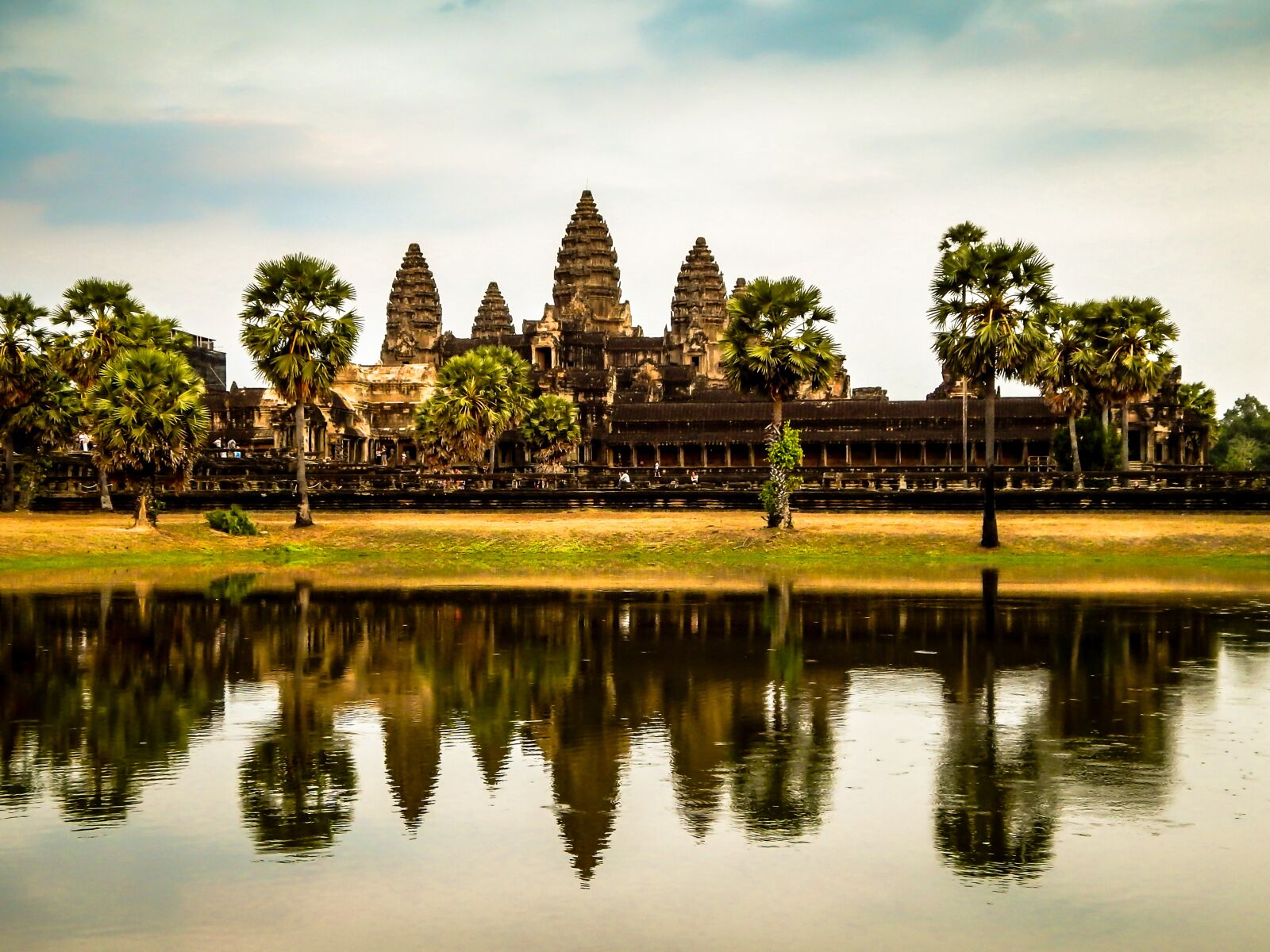 Nikon Coolpix L820 sample photo. Cambodia, ruin, temple photography