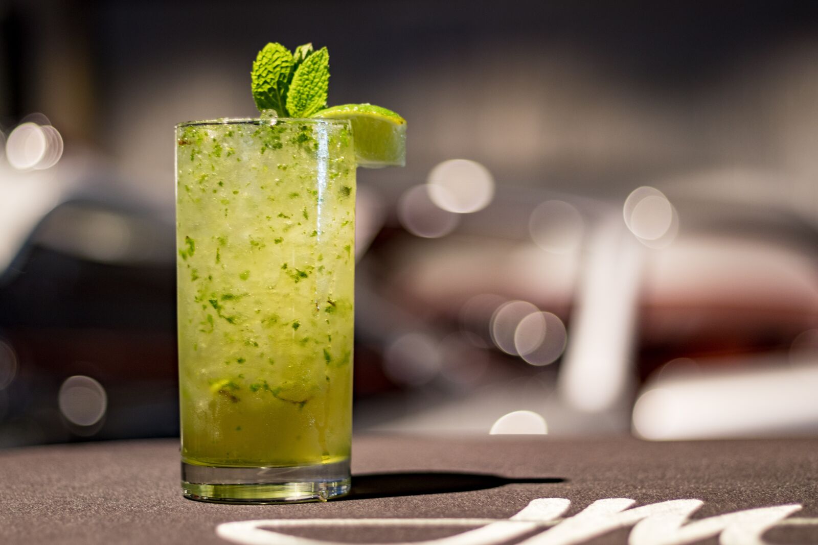 Canon EOS 80D + Canon EF 50mm F1.8 STM sample photo. Drink, cocktail, mojito photography
