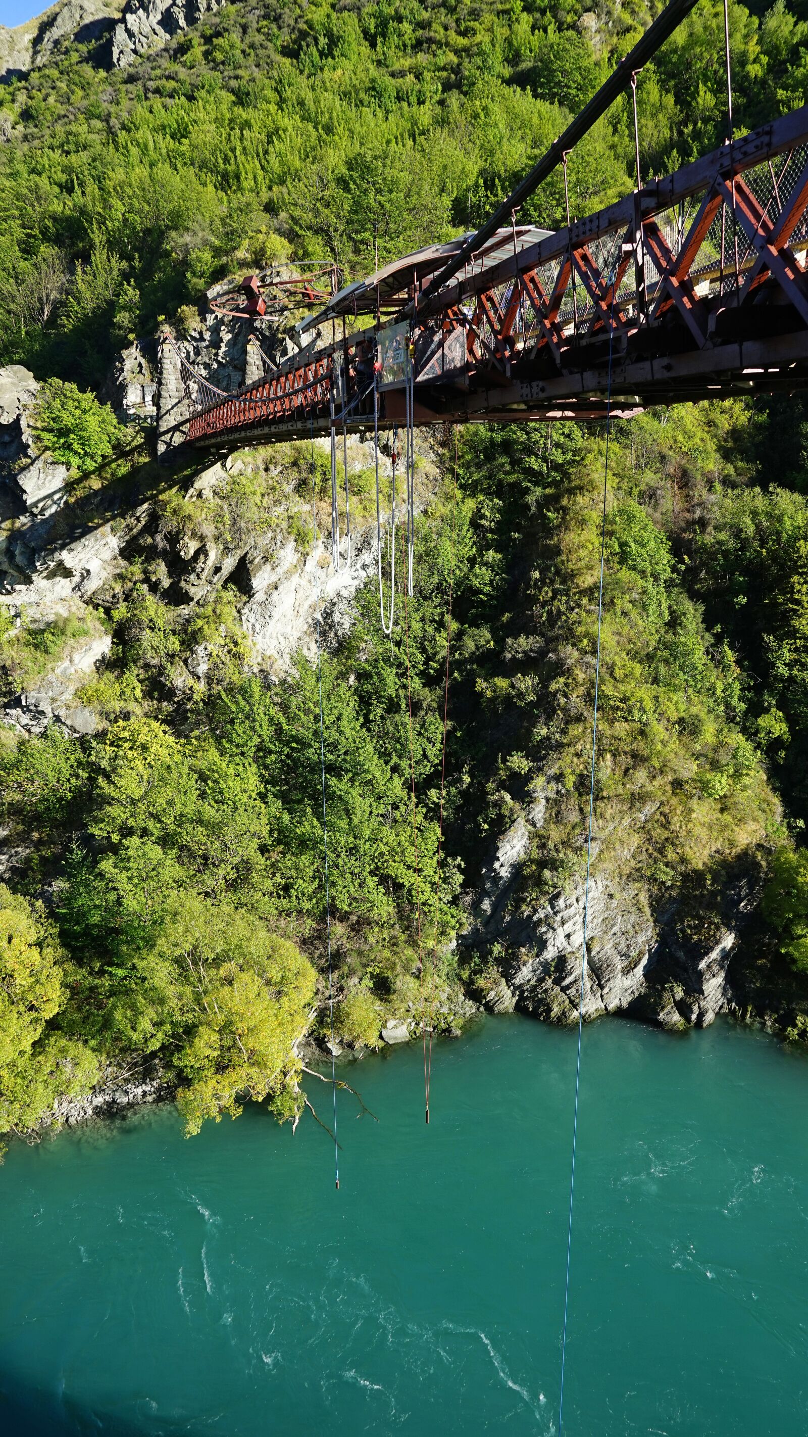 Sony a7 + Sony FE 24-240mm F3.5-6.3 OSS sample photo. Kawaraubr cke, bungee jumping photography