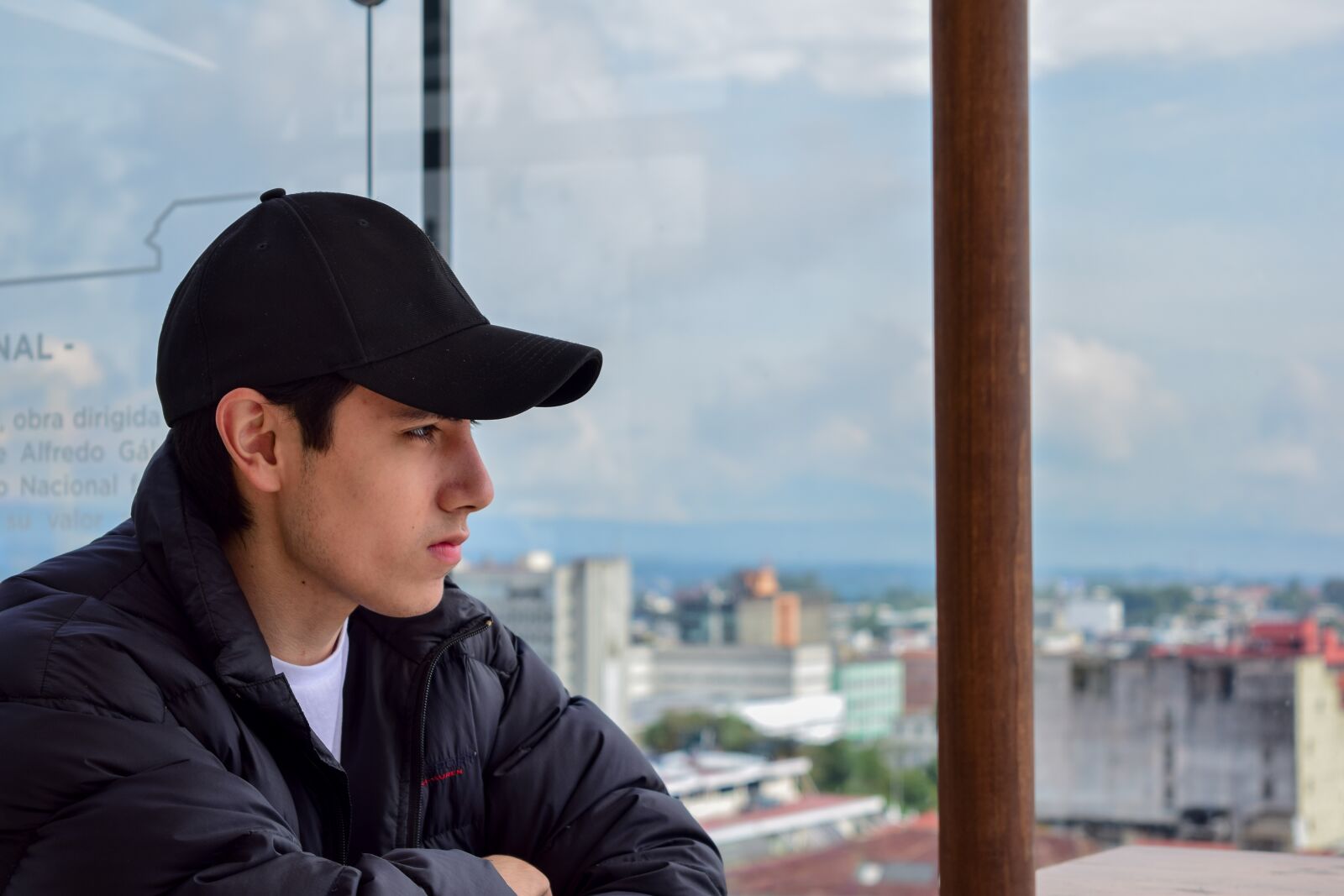 Nikon D3300 sample photo. Man, black cap, fashion photography