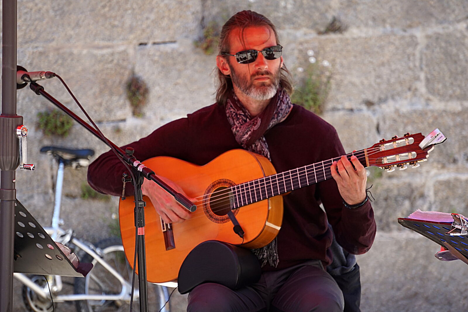 Sony a6000 sample photo. Artiste, concert, guitariste, homme photography