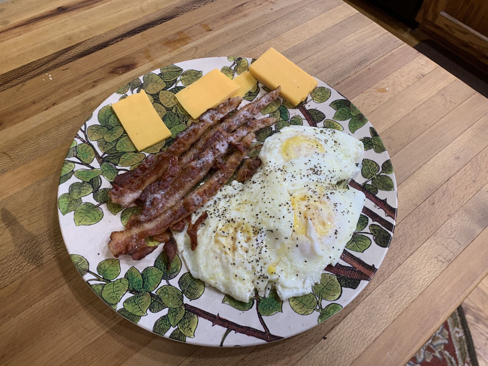 Apple iPhone XS Max sample photo. Food, eggs, bacon photography