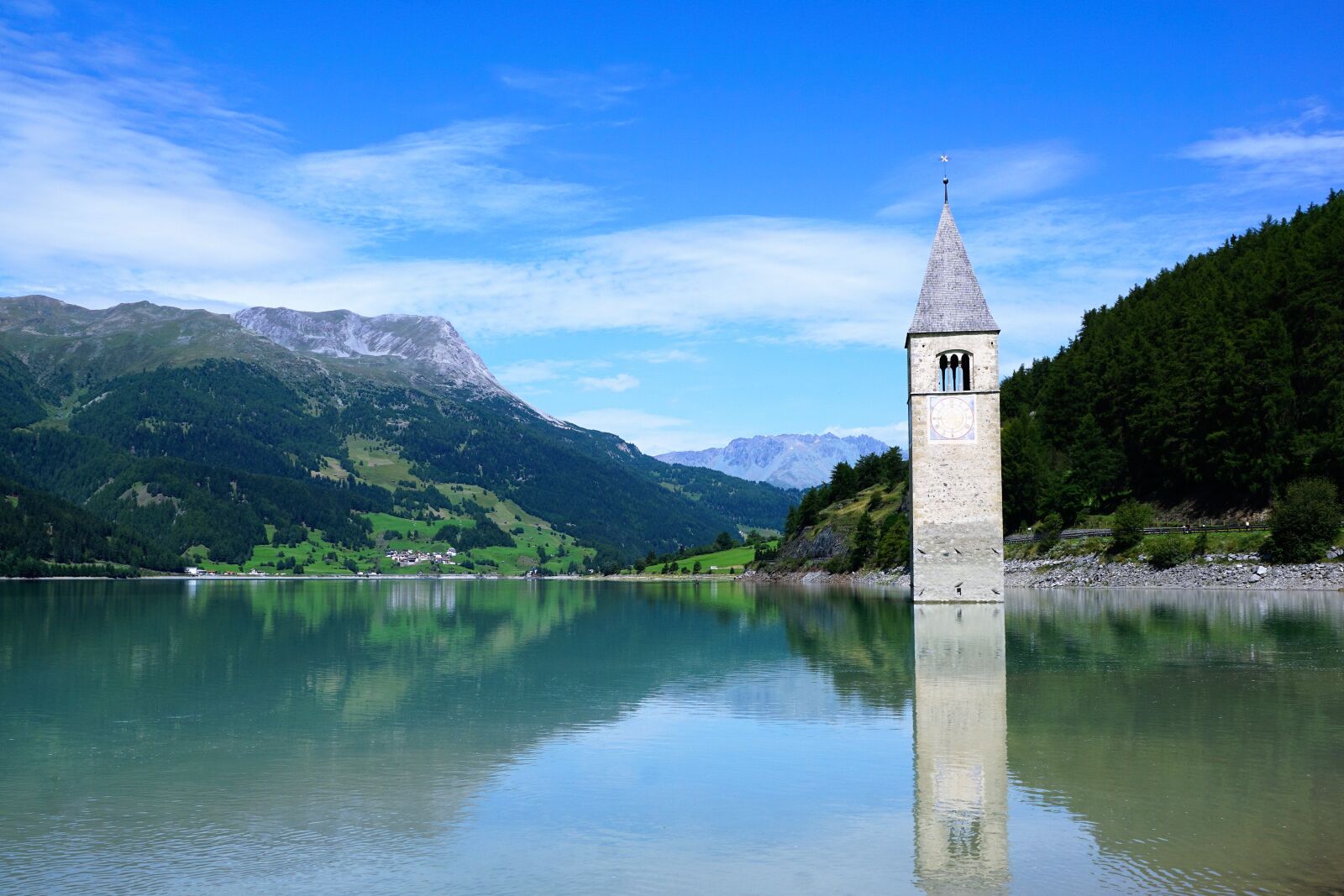 Sony ILCA-77M2 + Sony DT 16-50mm F2.8 SSM sample photo. Curon venosta, resia lake photography