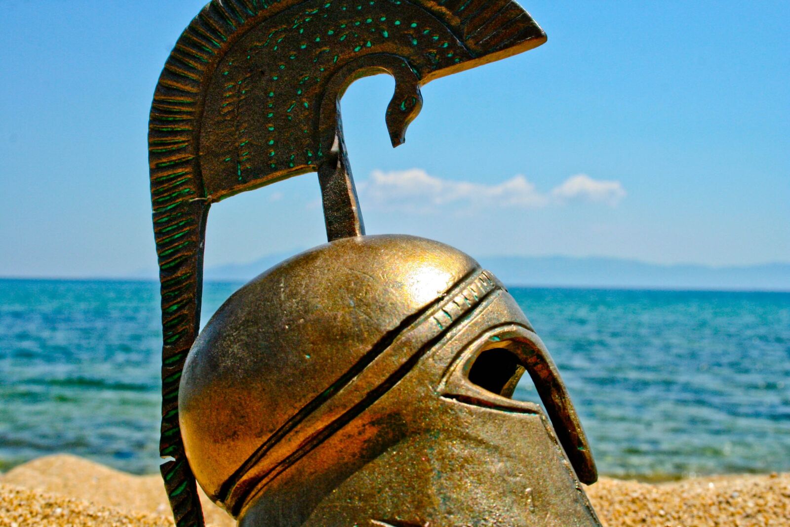 Canon EOS 350D (EOS Digital Rebel XT / EOS Kiss Digital N) sample photo. Helmet, greece, ancient photography