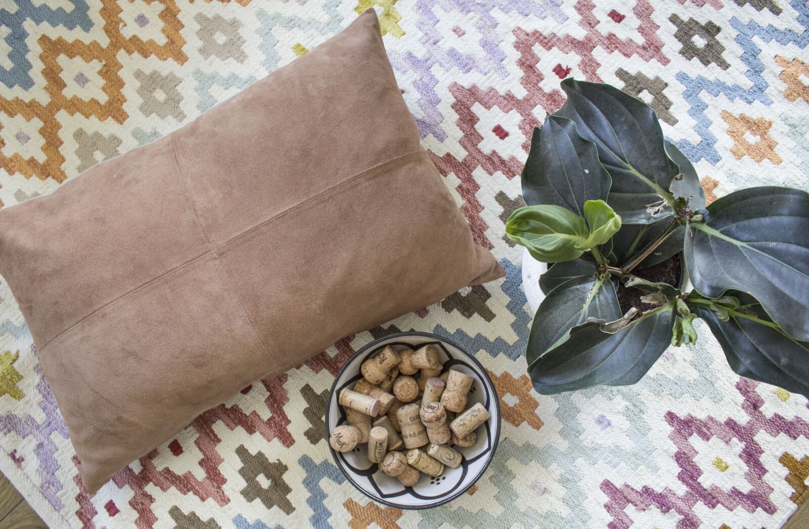 Canon EOS 60D sample photo. Mat, pillow, textile photography