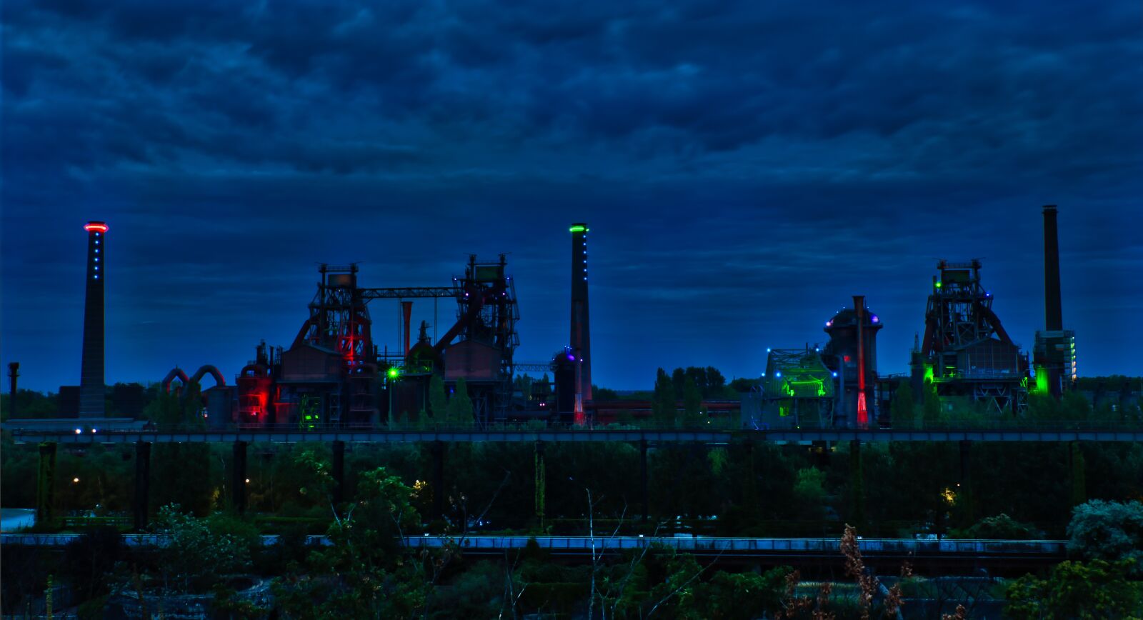 Canon EOS 80D sample photo. Industry, steel, building photography