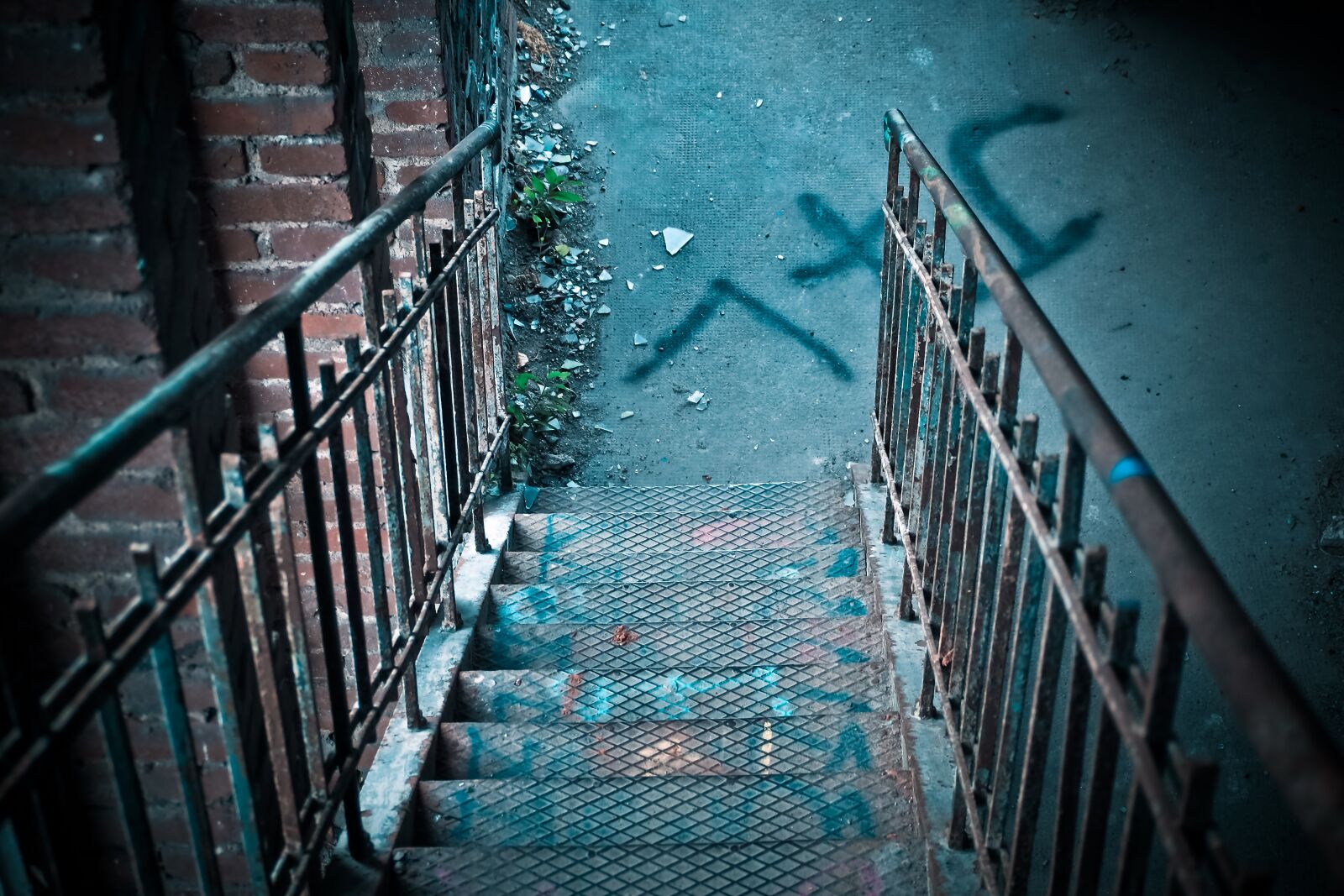 Olympus OM-D E-M10 sample photo. Lost places, pforphoto, abandoned photography