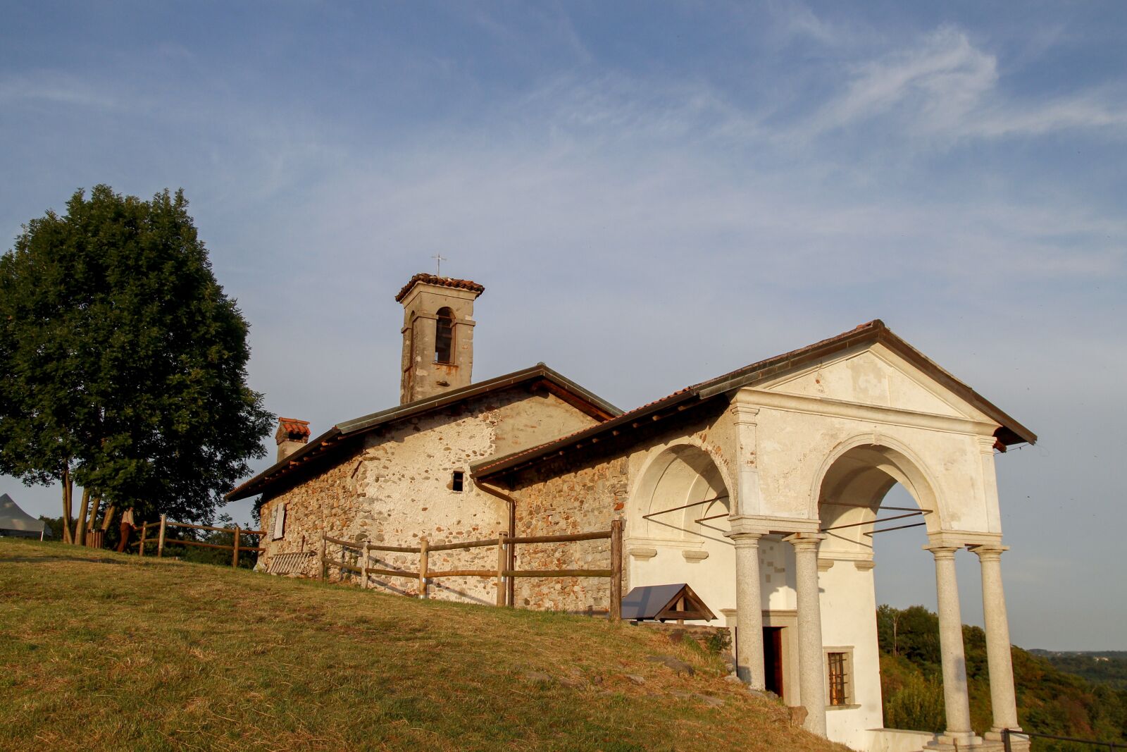 Canon EOS 600D (Rebel EOS T3i / EOS Kiss X5) sample photo. Church, landscape, nature photography
