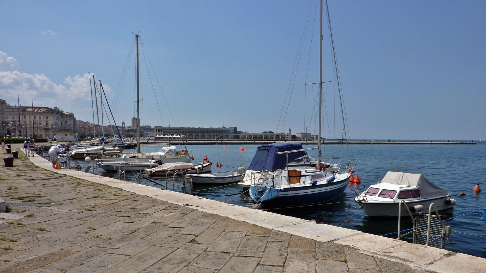 Panasonic Lumix DMC-ZS1 (Lumix DMC-TZ6) sample photo. Trieste, port, sailing photography