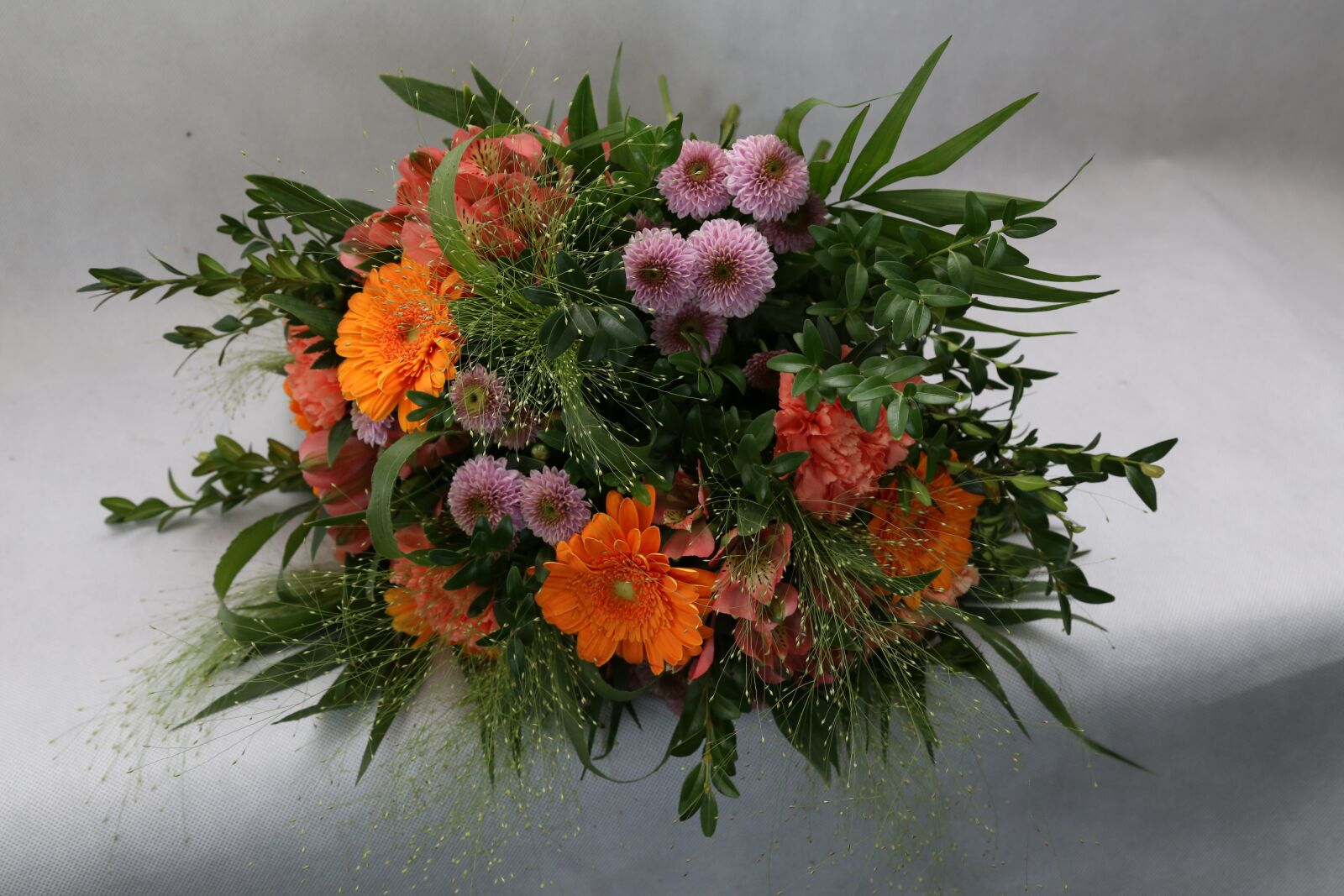 Canon EOS 6D + Canon EF 24-105mm F4L IS USM sample photo. Flowers, bouquet, flower shop photography
