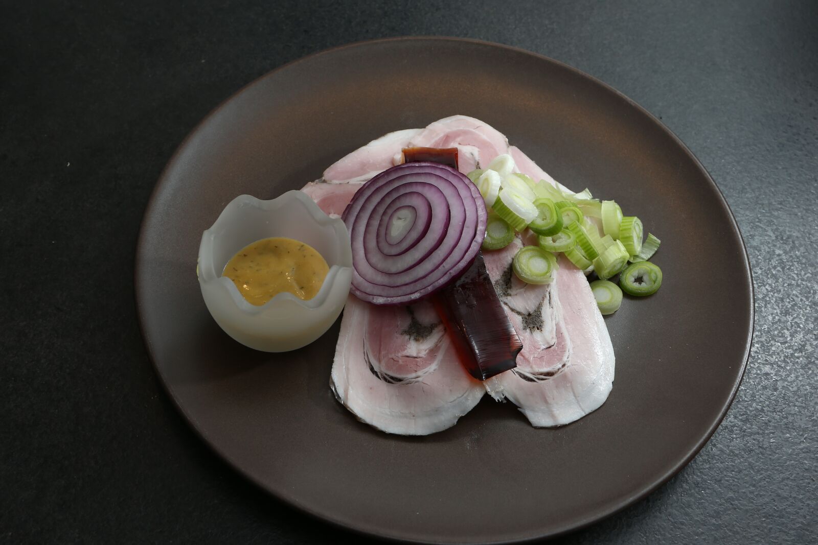 Canon EF 24-70mm F2.8L USM sample photo. Roll sausage, open-faced sandwiches photography