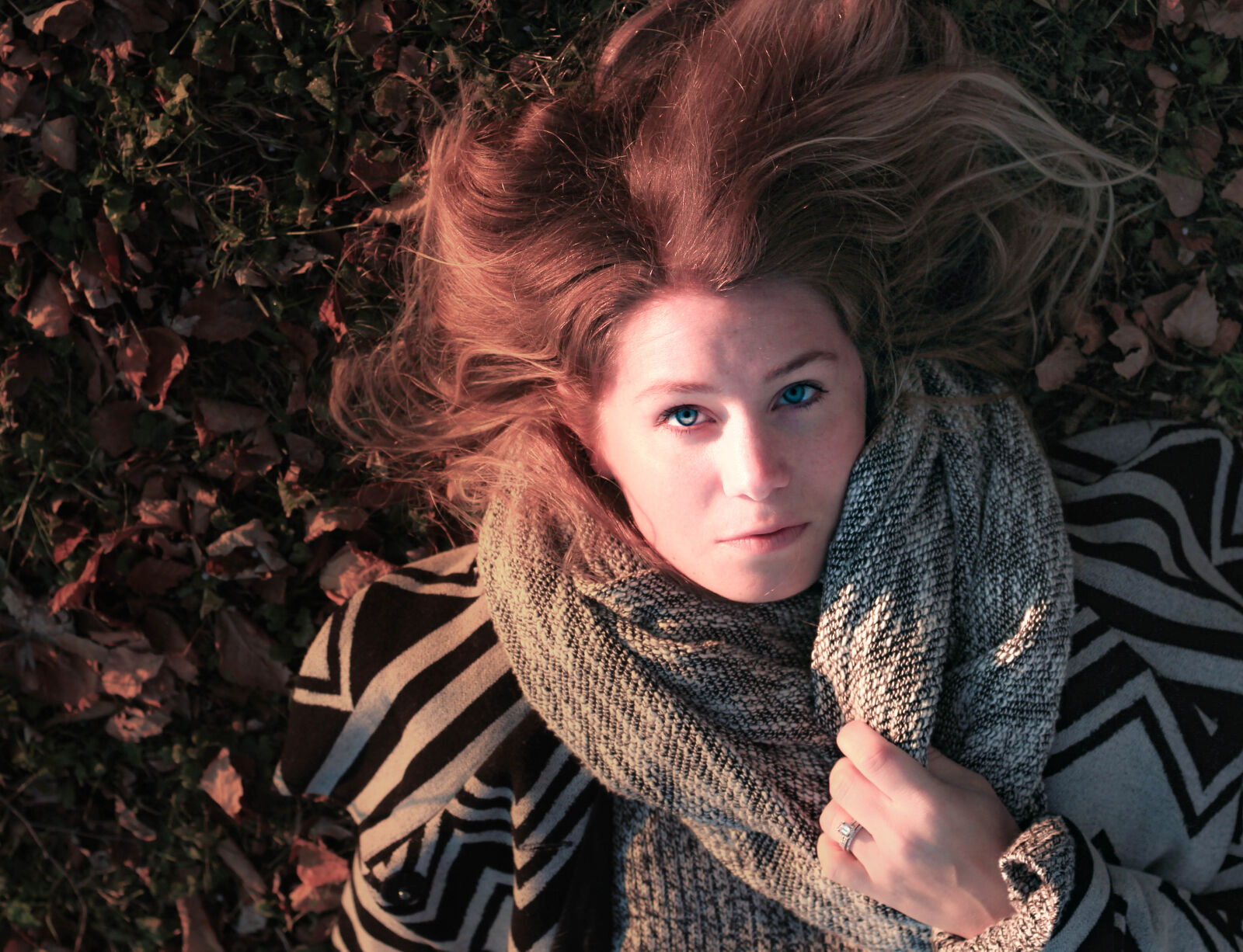 Canon EOS 550D (EOS Rebel T2i / EOS Kiss X4) sample photo. Woman, sunrise, blonde, fall photography