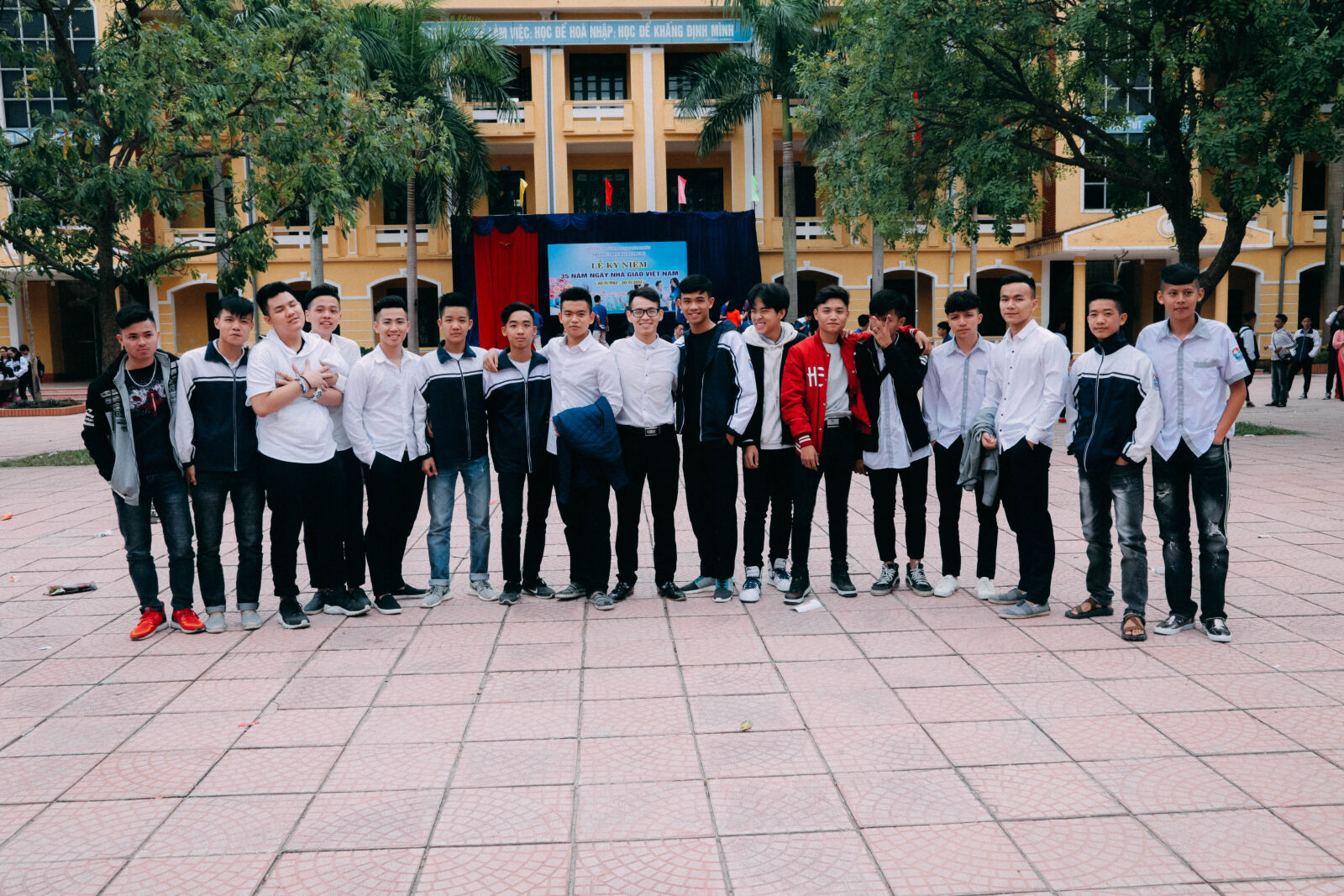Canon EOS 6D sample photo. Group, of, men, standing photography