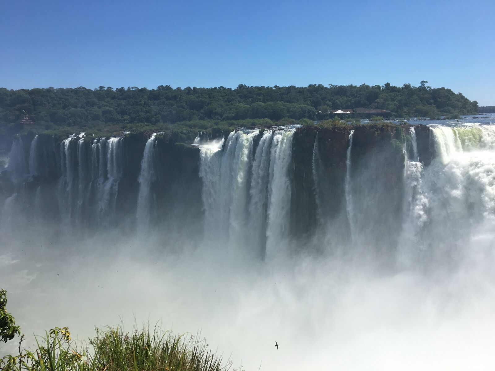 iPhone 6s back camera 4.15mm f/2.2 sample photo. Cataracts, foz, iguaçu photography