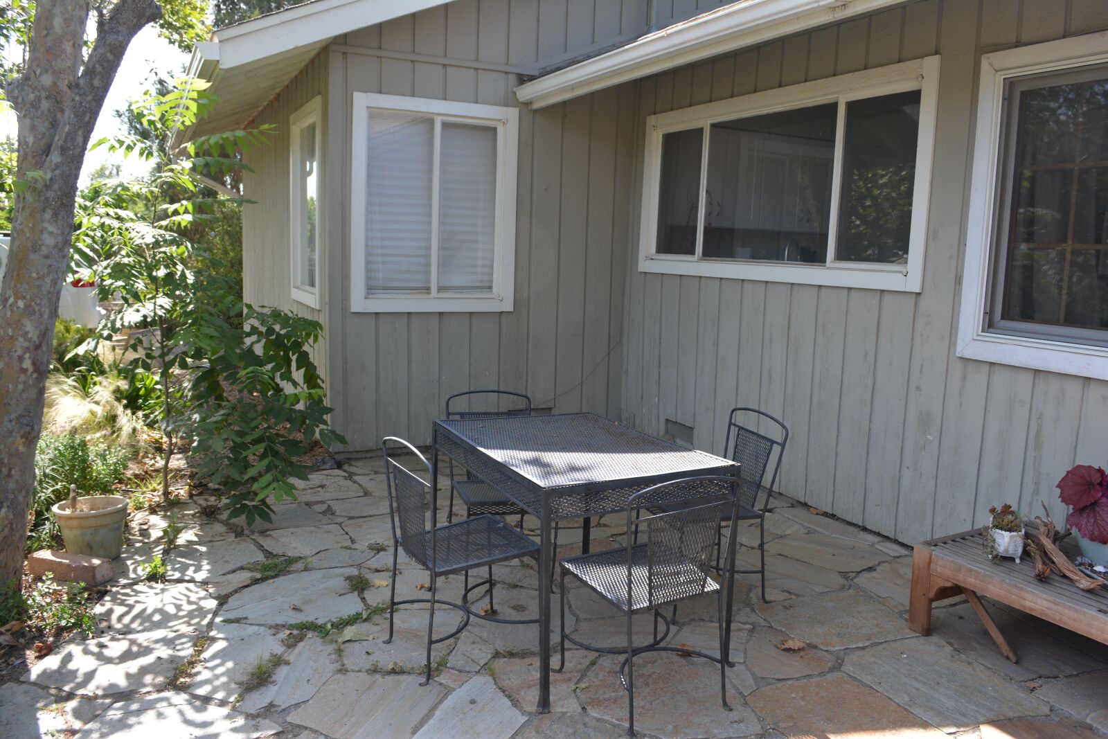 Nikon D5200 sample photo. Porch, table, windows photography