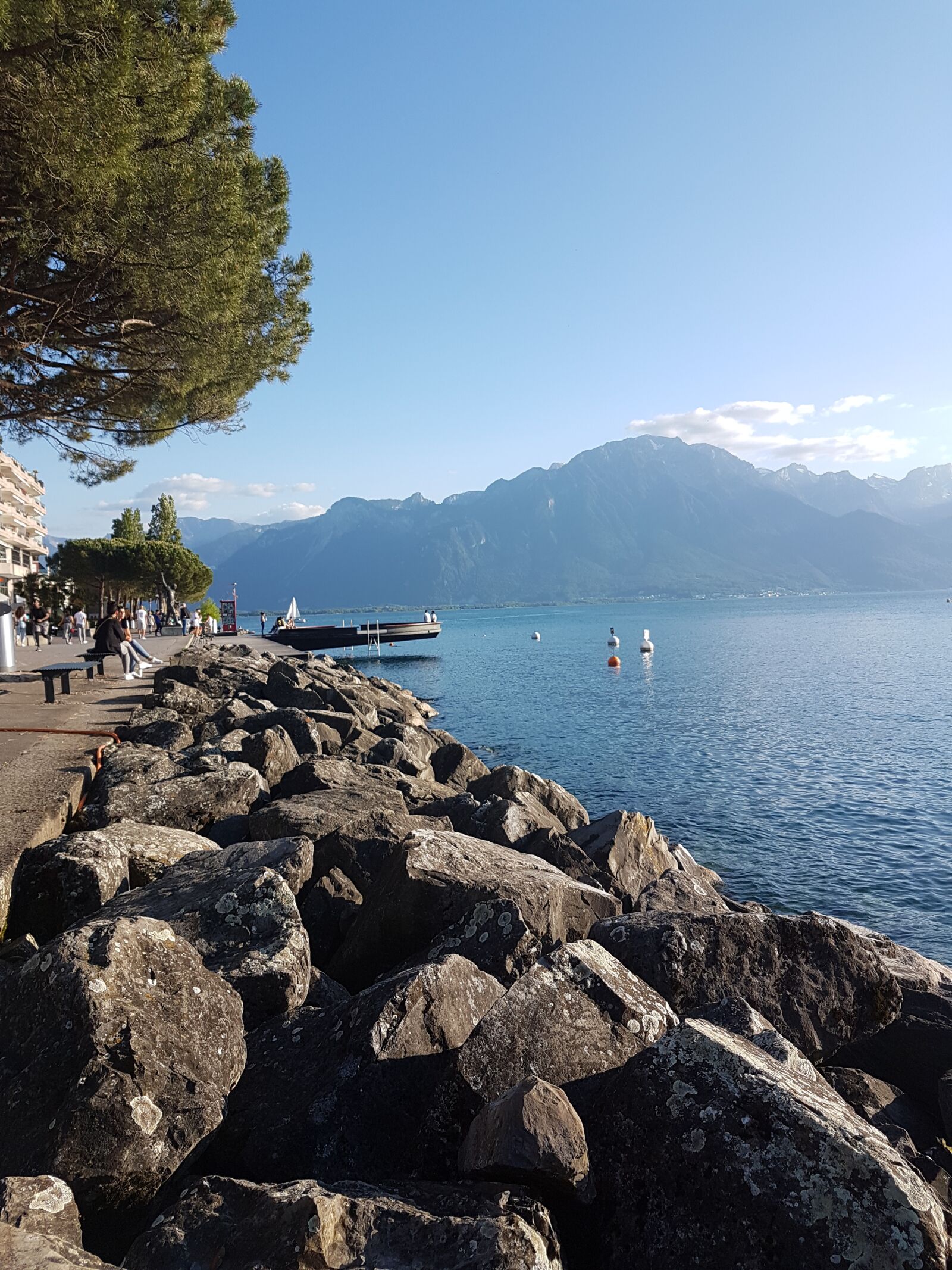 Samsung Galaxy S7 Edge sample photo. Montreux, switzerland, lake photography