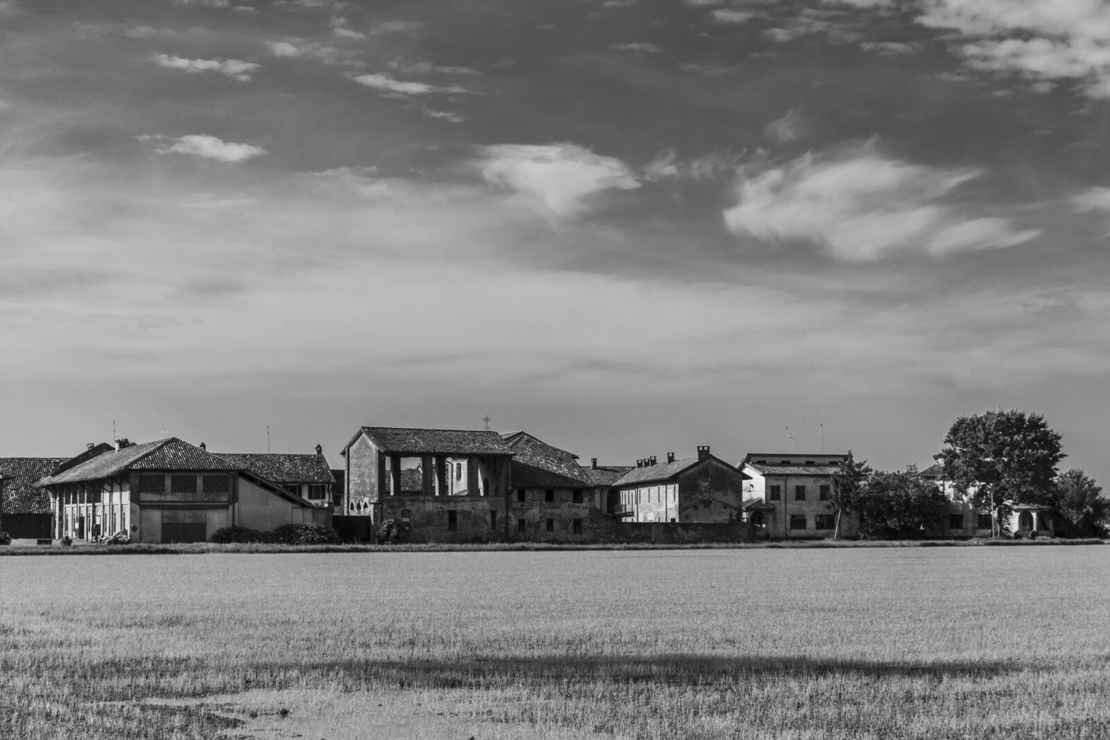 Nikon D7100 sample photo. Campaign, cascina, sky photography