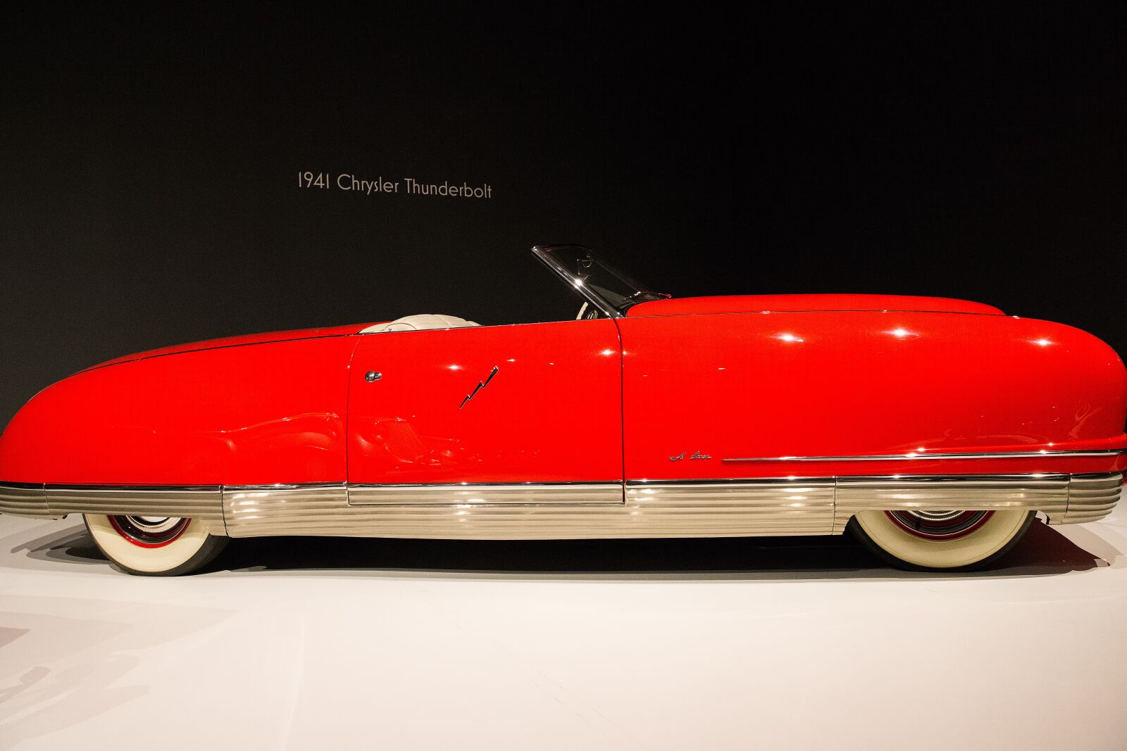 Canon EOS 6D sample photo. Car, 1941 chrysler thunderbolt photography