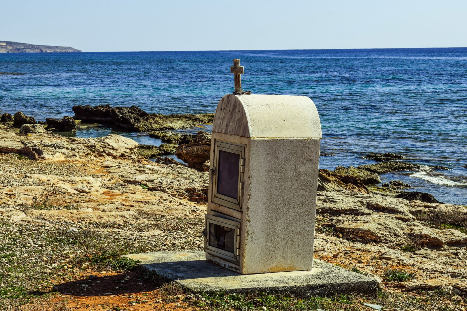 Nikon D3300 sample photo. Shrine, greek, memorial photography