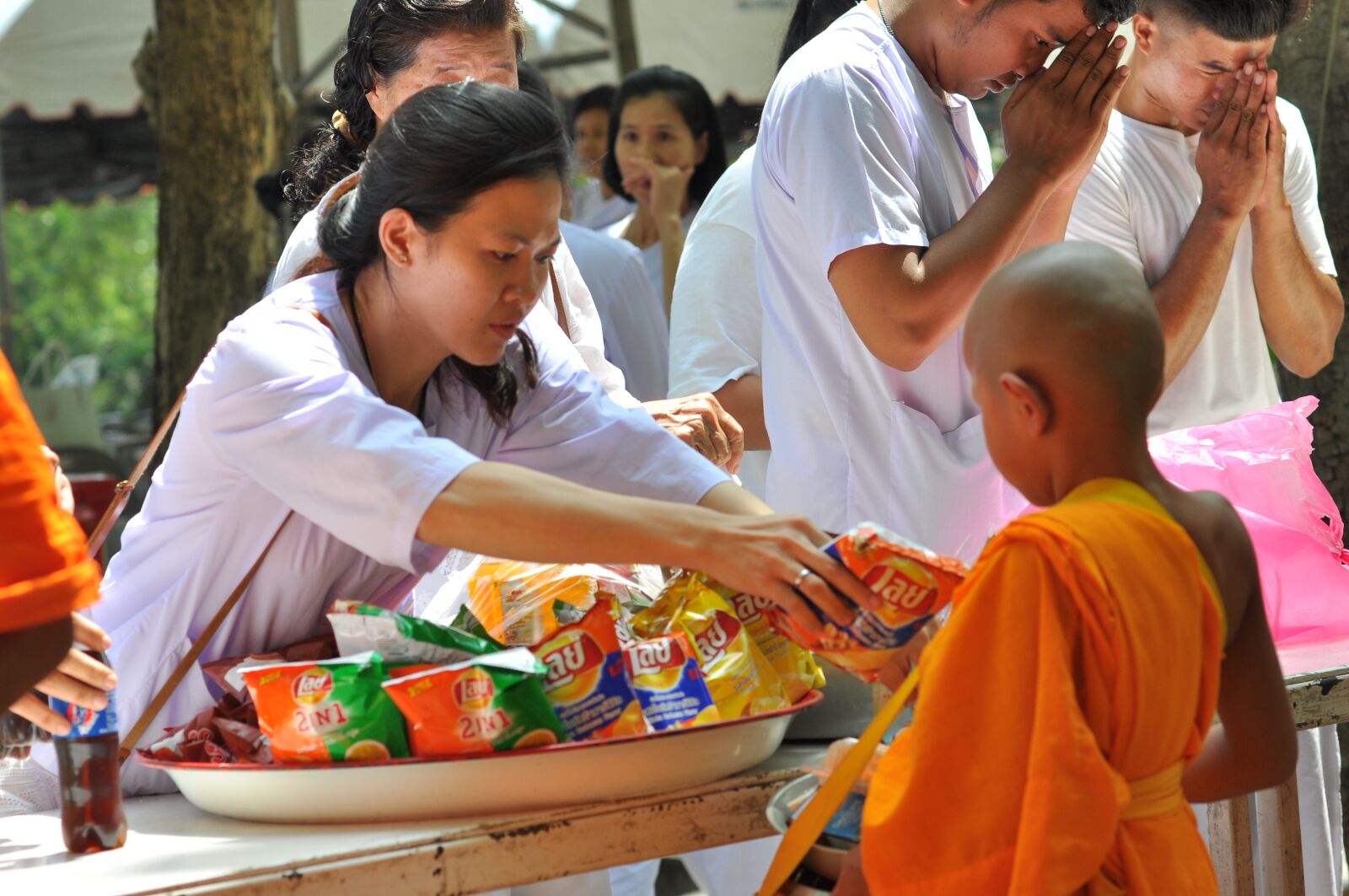 Nikon D90 sample photo. Buddhism, the english, buddhists photography