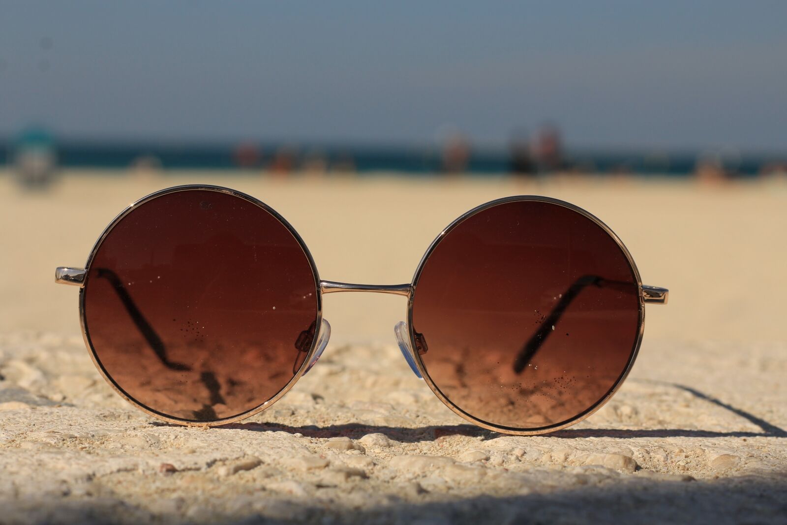 Canon EOS 1200D (EOS Rebel T5 / EOS Kiss X70 / EOS Hi) + Canon EF 50mm F1.8 STM sample photo. Sun, sand, sea photography