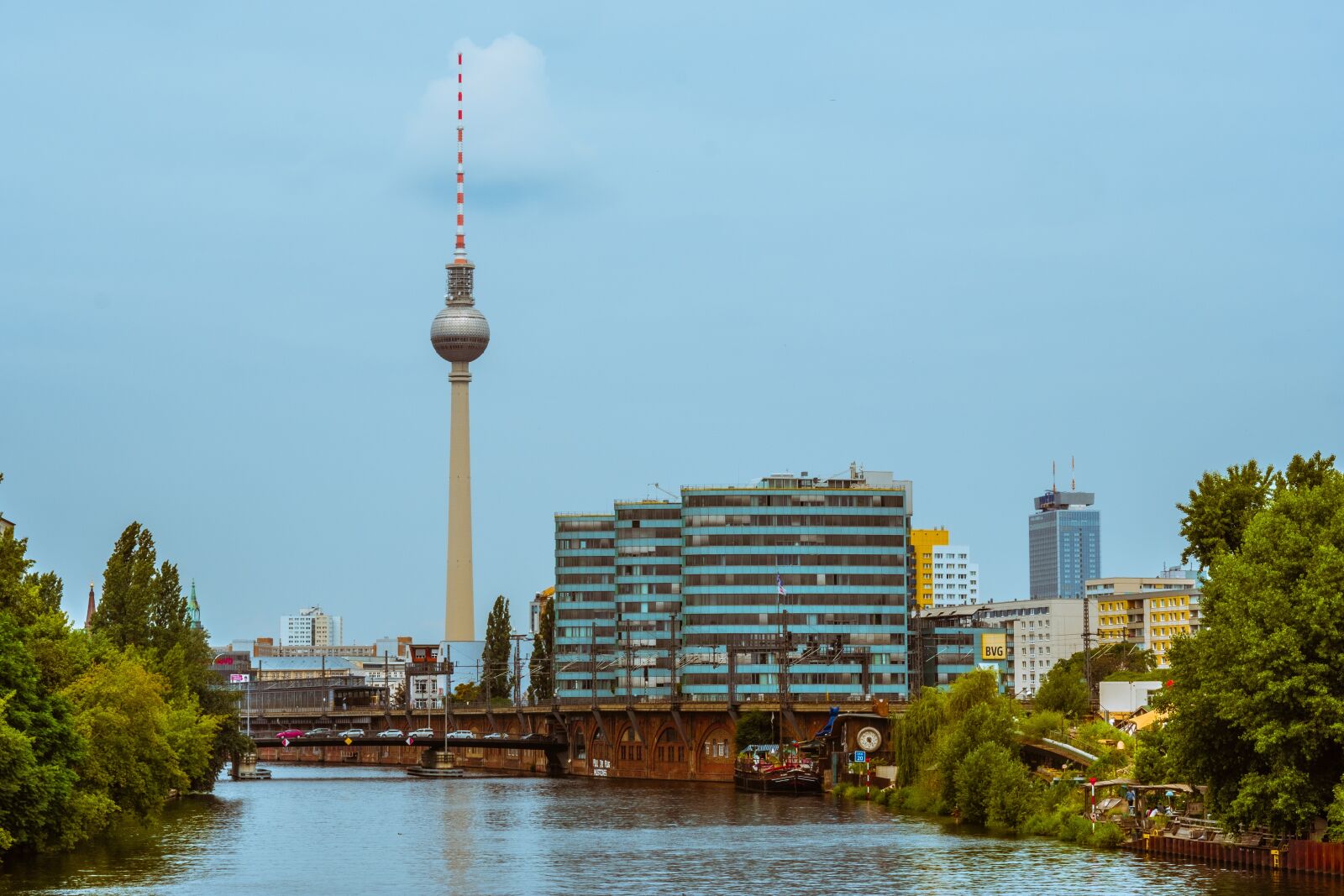 Fujifilm X-T2 + Fujifilm XF 56mm F1.2 R sample photo. Berlin, tv tower, tower photography