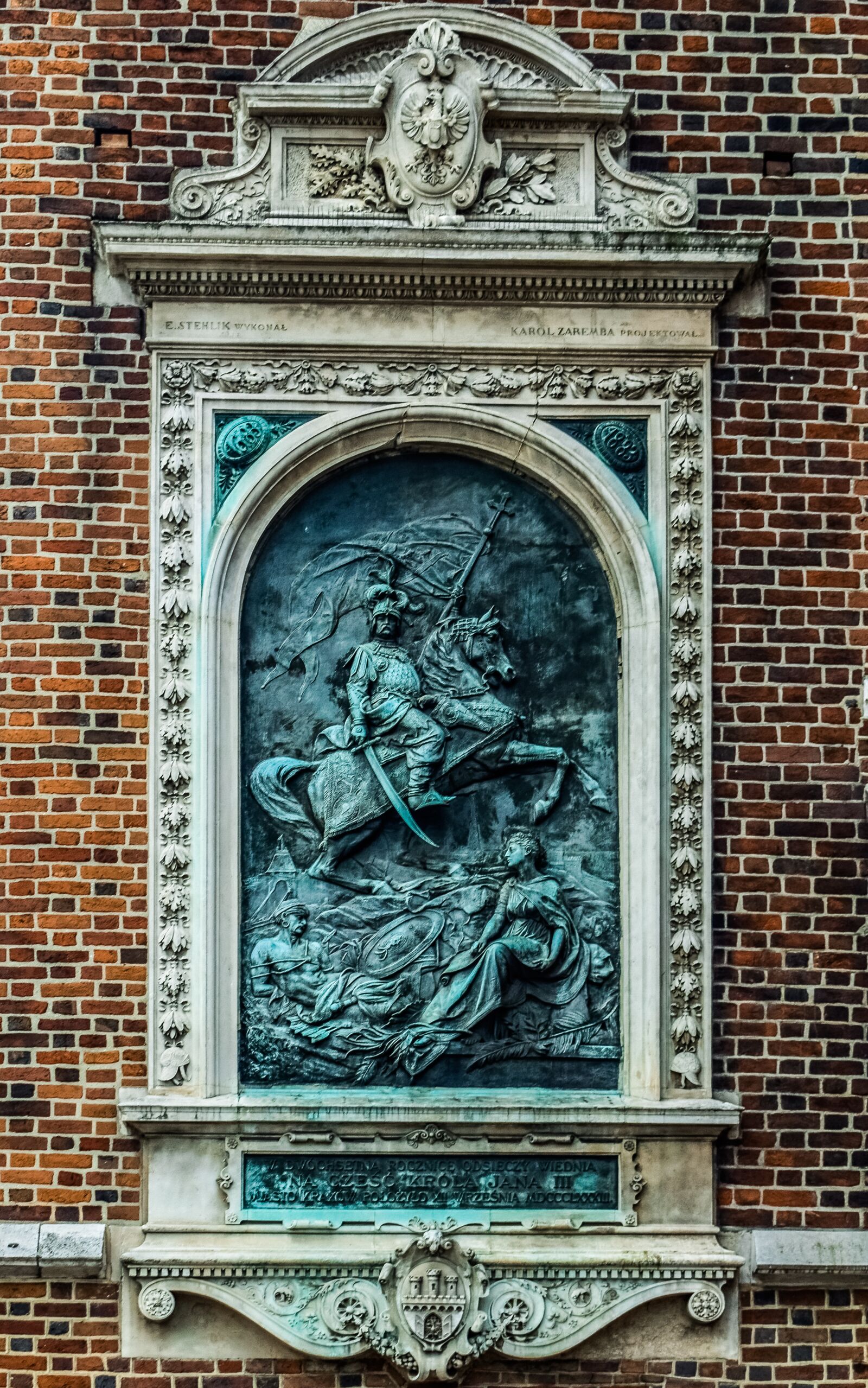 Nikon D3300 sample photo. Sculpture, wall, architecture photography