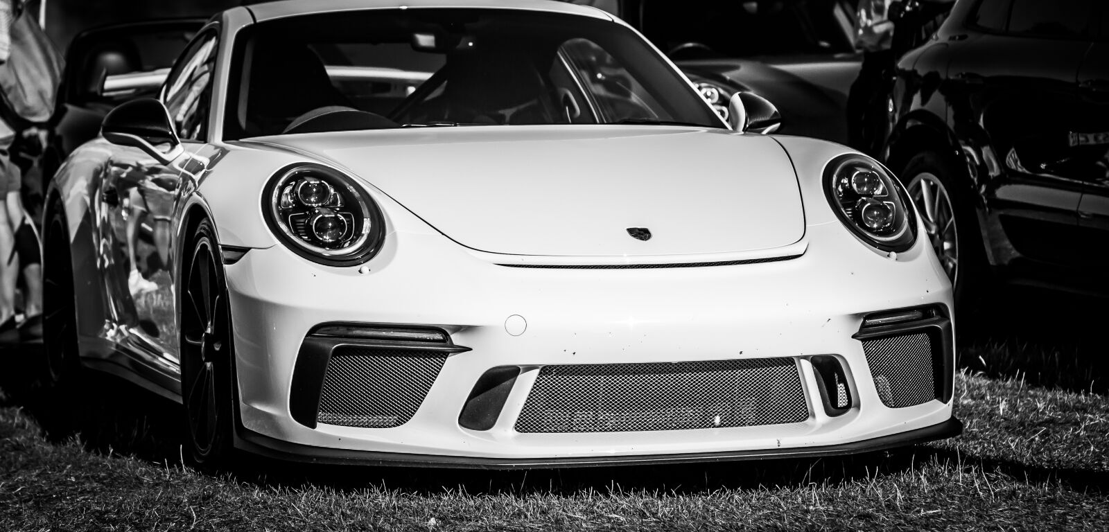 Canon EOS 70D + Canon EF 50mm F1.4 USM sample photo. Porsche 911, gt3, automobile photography