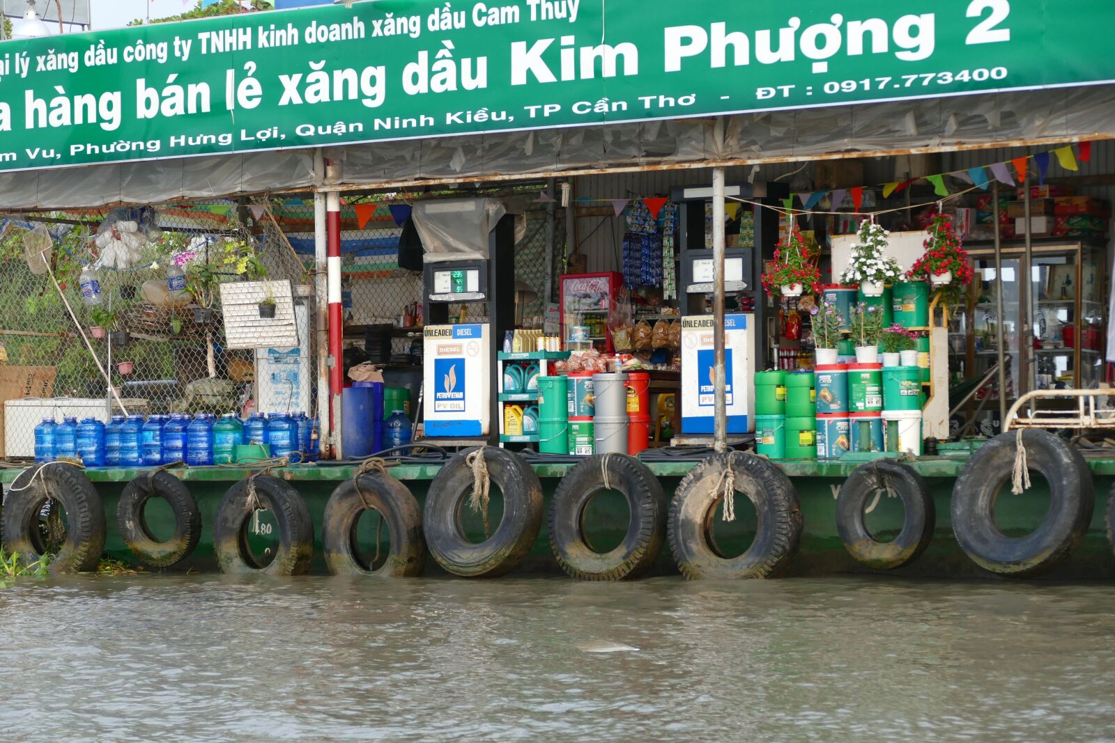 Panasonic Lumix DMC-FZ1000 sample photo. Vietnam, mekong river, river photography