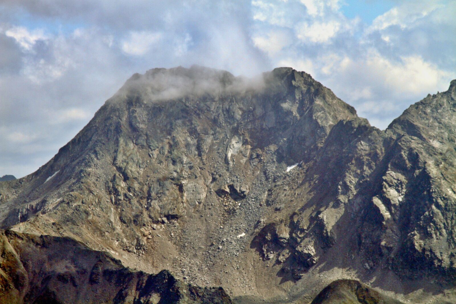Canon EF 100-400mm F4.5-5.6L IS USM sample photo. Parsenn, davos, mountains photography