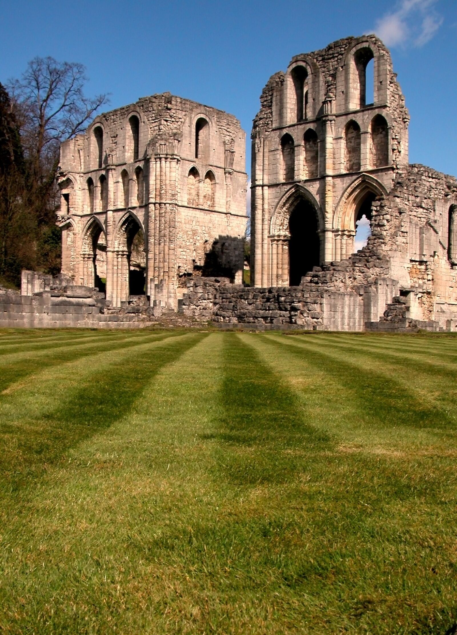 Nikon E5700 sample photo. Ruin, abbey, architecture photography
