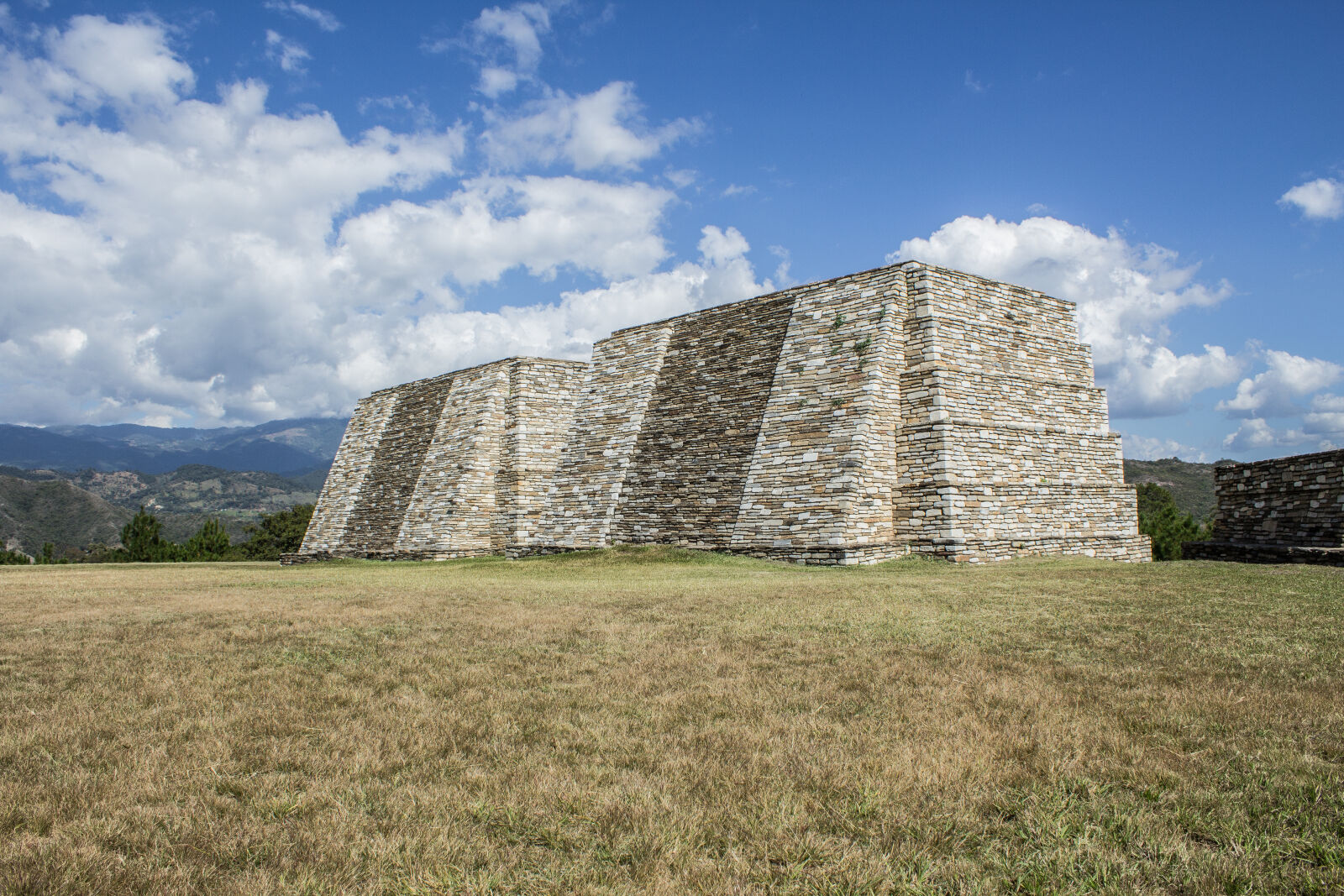 Canon EOS 1200D (EOS Rebel T5 / EOS Kiss X70 / EOS Hi) sample photo. Guatemala, mixco, viejo, piramides photography