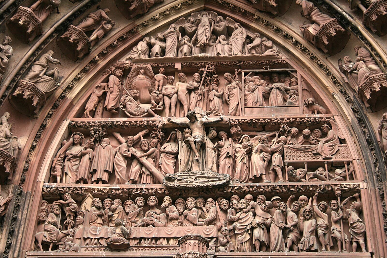 Canon EOS 400D (EOS Digital Rebel XTi / EOS Kiss Digital X) sample photo. Strasbourg, m nster, stonemason photography