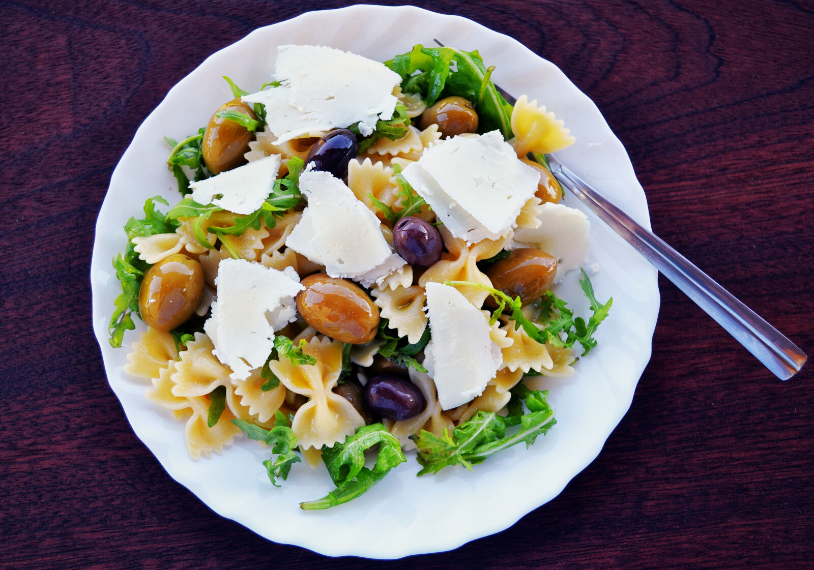 Nikon D3100 sample photo. Appetizer, arugula, cheese, cuisine photography